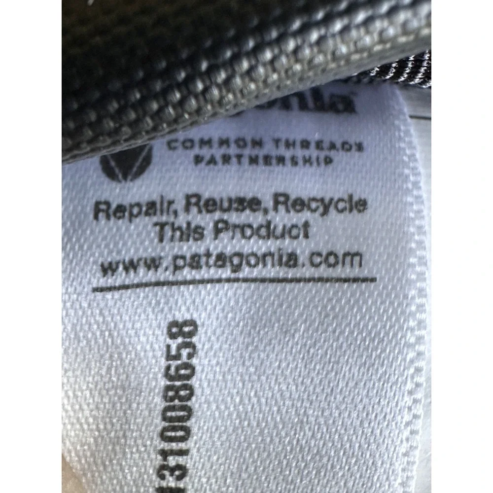 Patagonia Backpack Unisex 28L Atacama 28L Daypack Black Hiking Travel Bag
